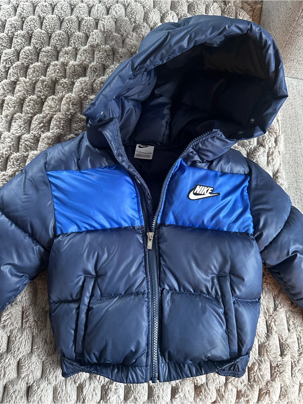 Nike Kids Navy and Royal Blue Hooded Puffer Jacket